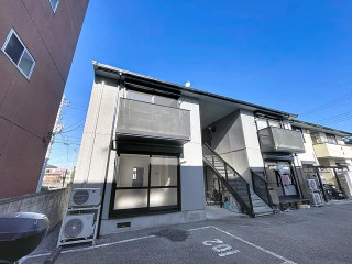 ライナスハイツ